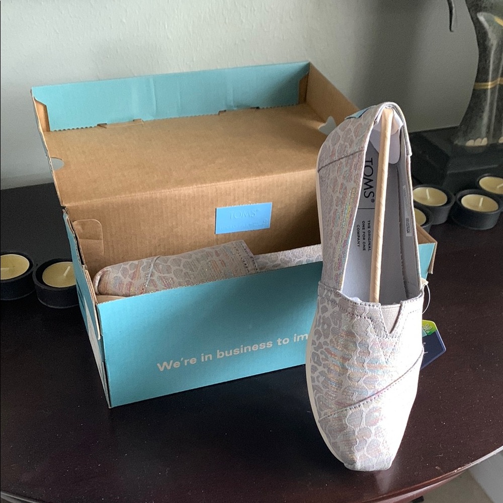 TOMS Women's Alpargata Gray Leopard Slip-On Shoes